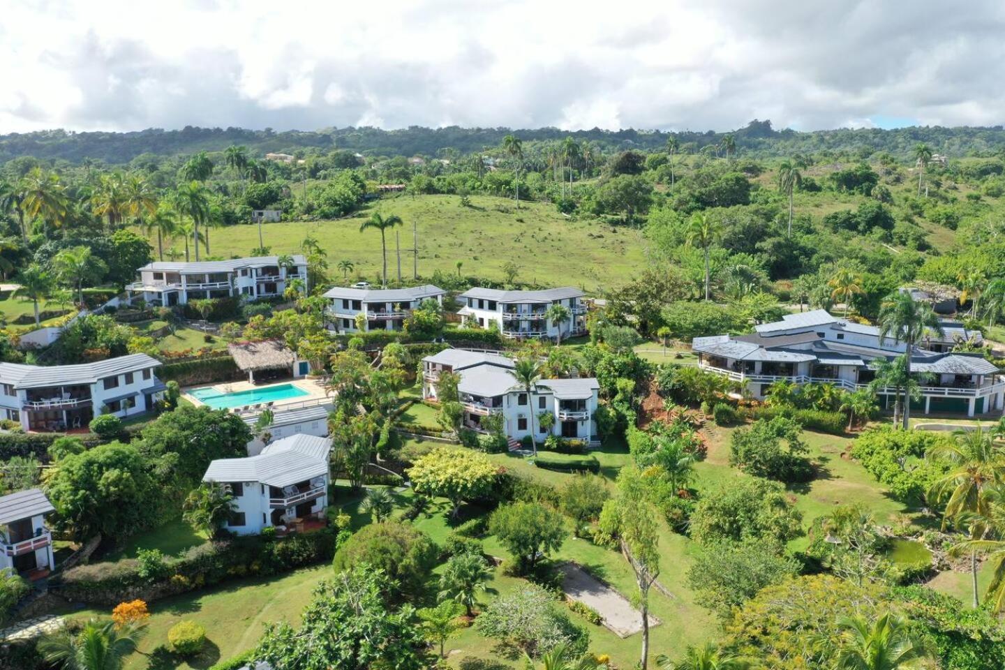 Catalina, Cabrera Oceanview Multi 2 Bd 2 Bath Condo Units With Balcony And Pool Zewnętrze zdjęcie